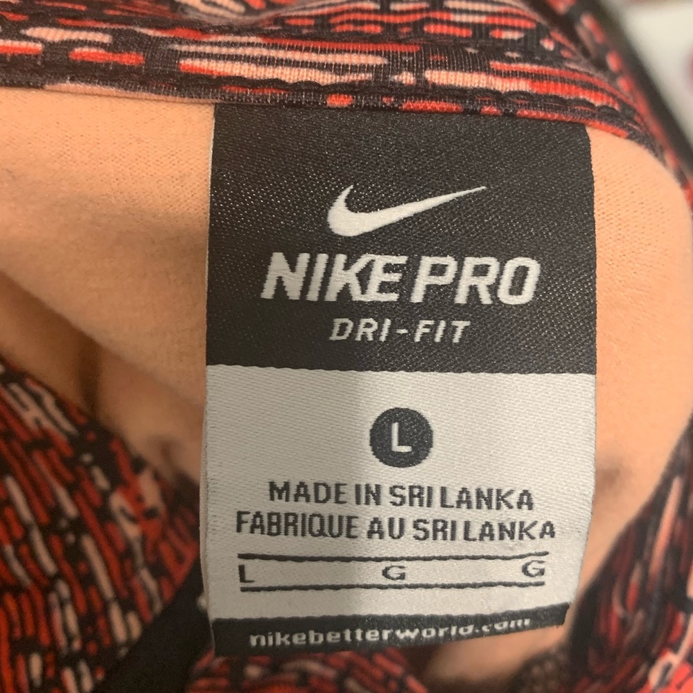 Nike Pro Women’s Top View 5